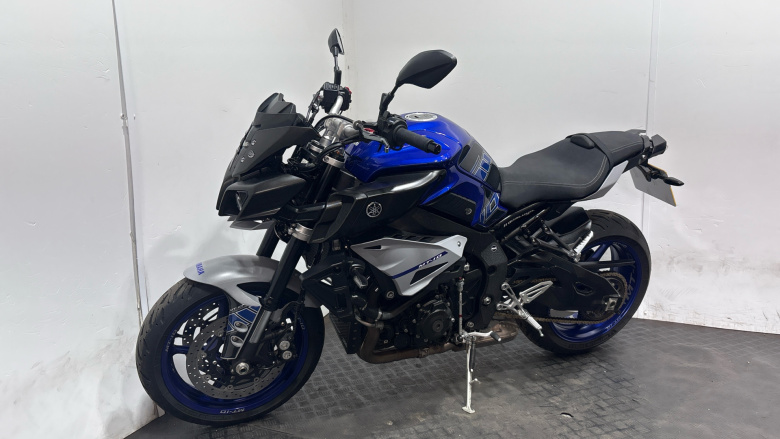 Yamaha Mt-10 (16MY)